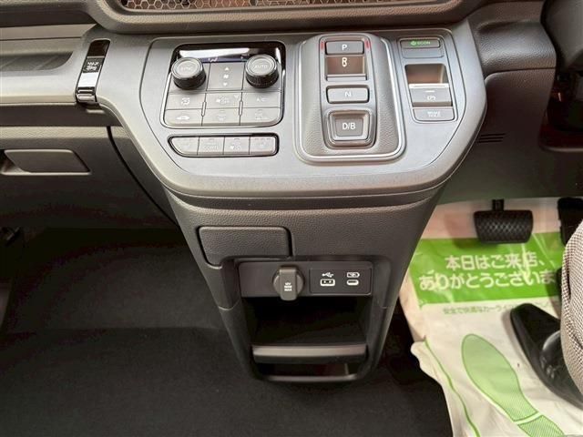 STEPWAGON e:HEV SPADA