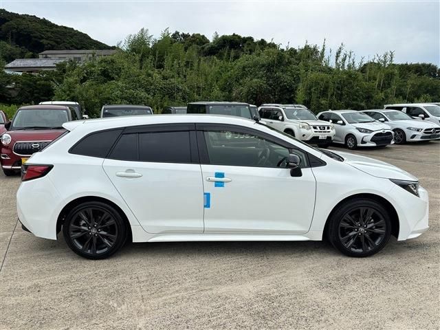 COROLLA TOURING HYBRID