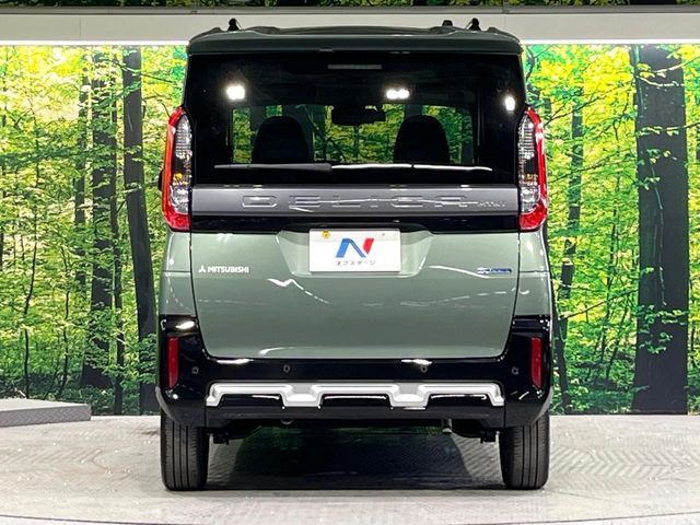 DELICA MINI