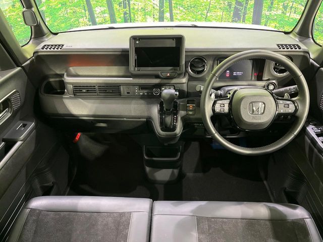 N BOX CUSTOM 4WD