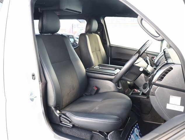 HIACE van 2WD