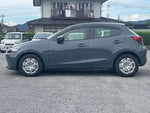 MAZDA2