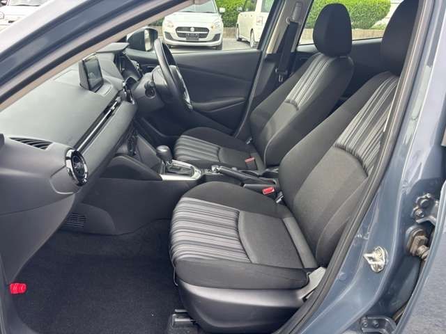 MAZDA2