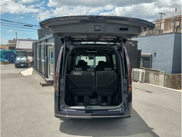 STEPWAGON SPADA