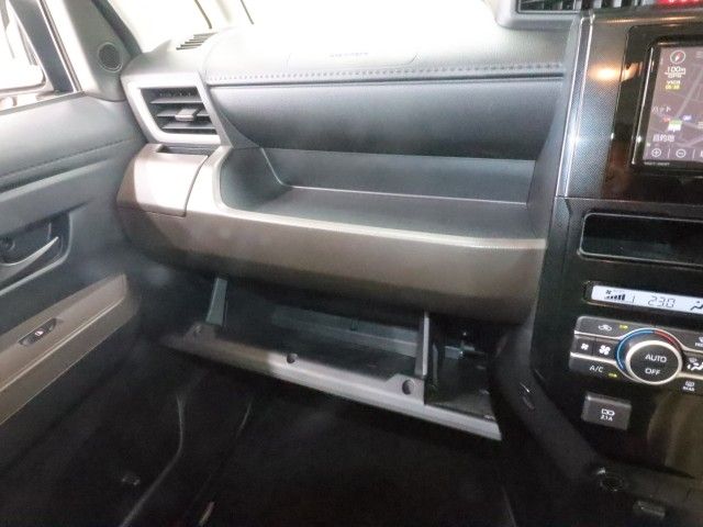 ROOMY