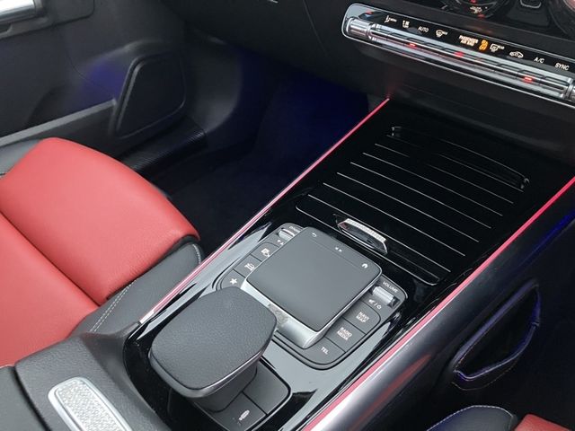 MERCEDES AMG GLA class