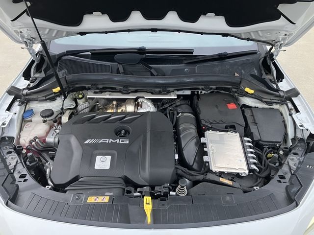 MERCEDES AMG GLA class