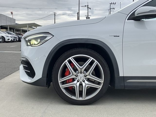 MERCEDES AMG GLA class
