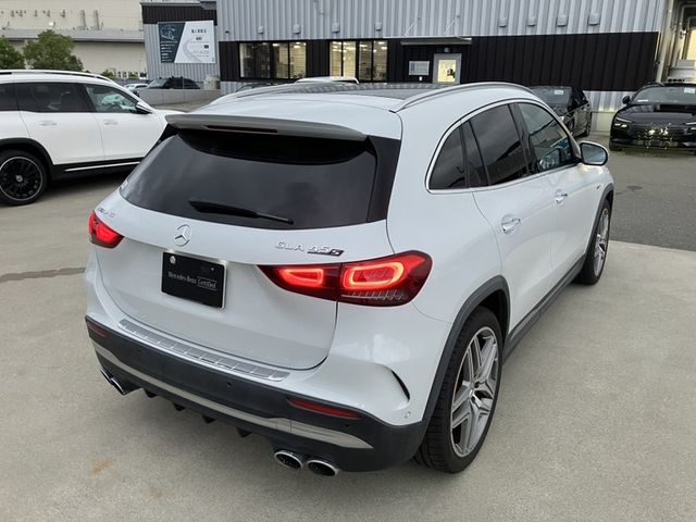 MERCEDES AMG GLA class