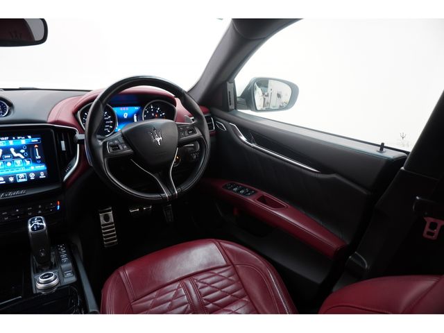 MASERATI GHIBLI Sedan