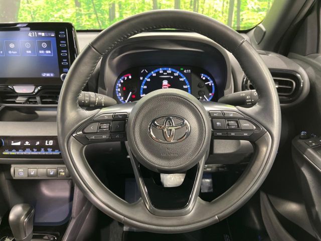 YARIS CROSS