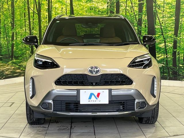 YARIS CROSS