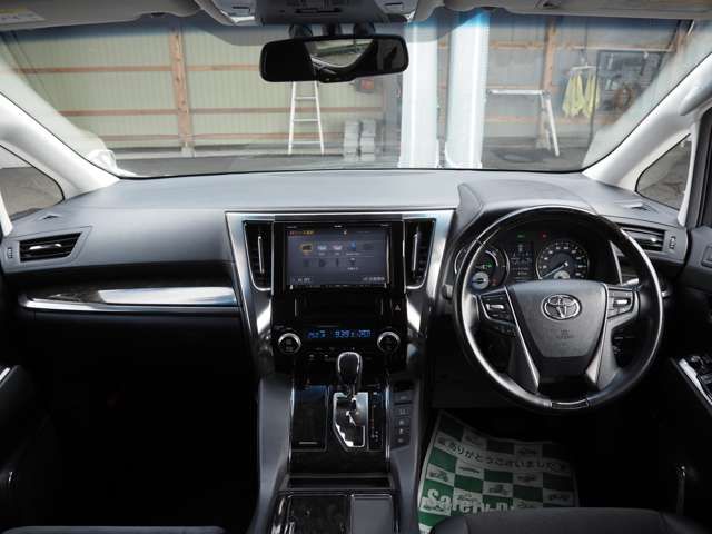 VELLFIRE  HYBRID 4WD