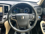 CROWN sedan hybrid