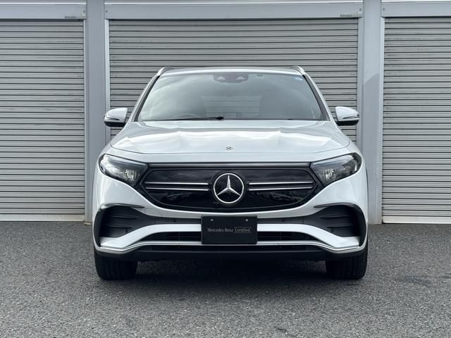 MERCEDES BENZ EQA