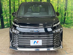 VOXY HYBRID
