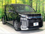 VOXY HYBRID