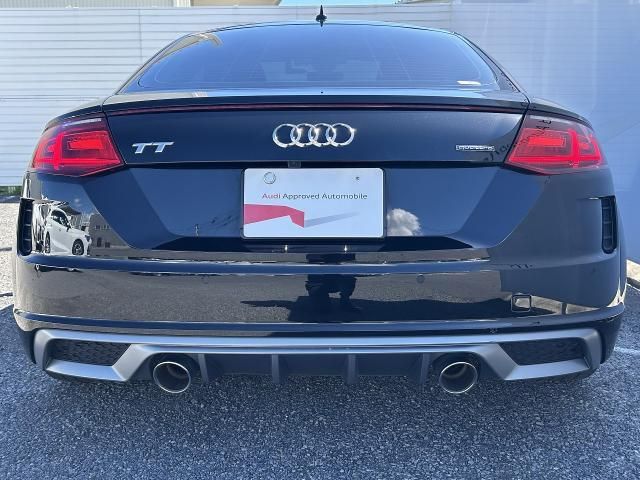 AUDI TT coupe