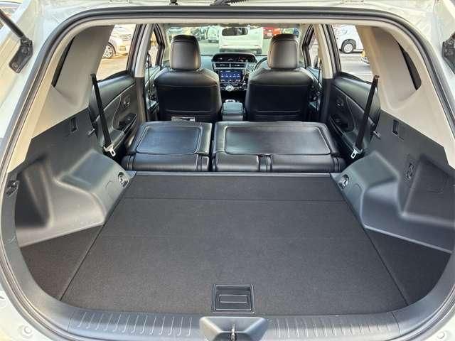 PRIUS Alpha