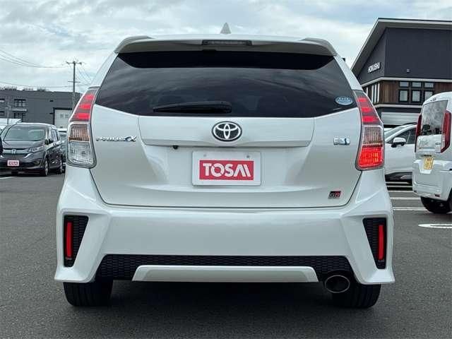 PRIUS Alpha