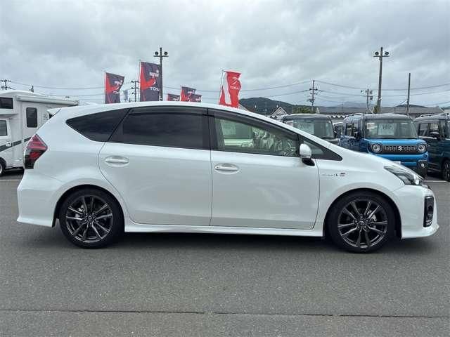 PRIUS Alpha