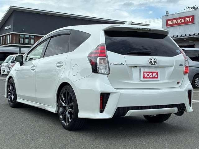 PRIUS Alpha