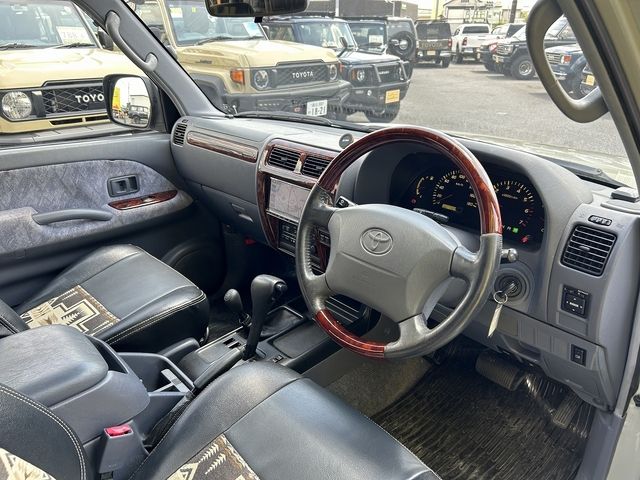 LANDCRUISER PRADO