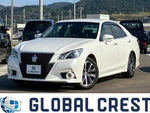 CROWN sedan