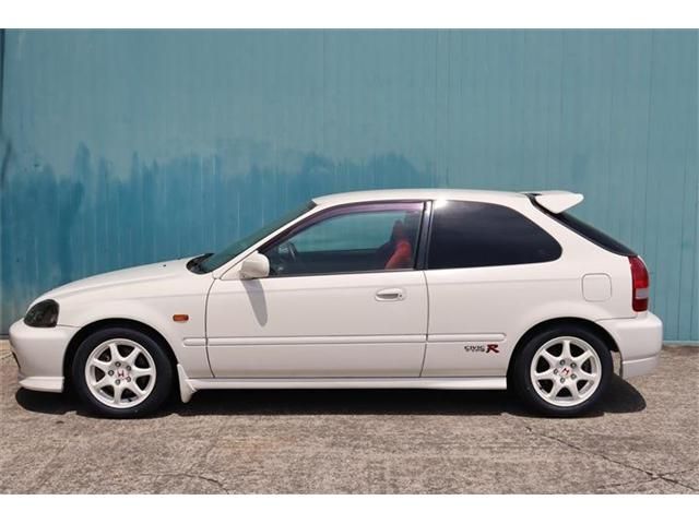 CIVIC hatchback