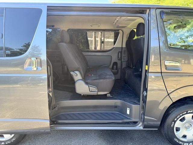 HIACE van 4WD
