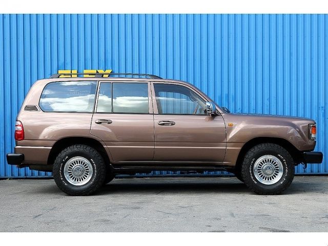 LANDCRUISER wagon