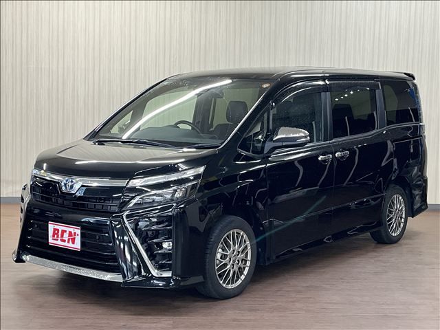 VOXY HYBRID