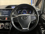 VOXY HYBRID