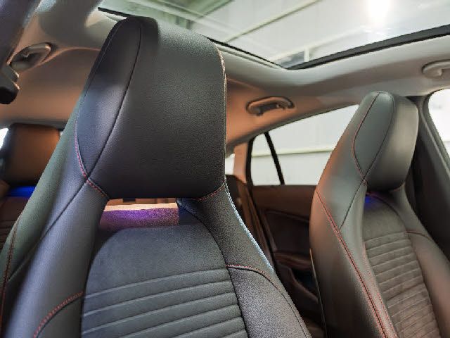 MERCEDES BENZ CLA Shooting Brake