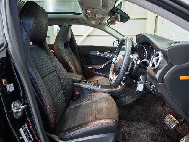 MERCEDES BENZ CLA Shooting Brake