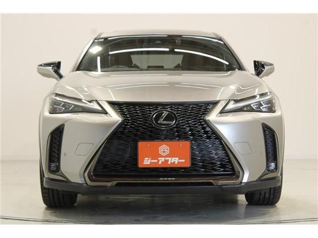 LEXUS UX200