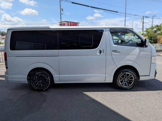 HIACE van 4WD