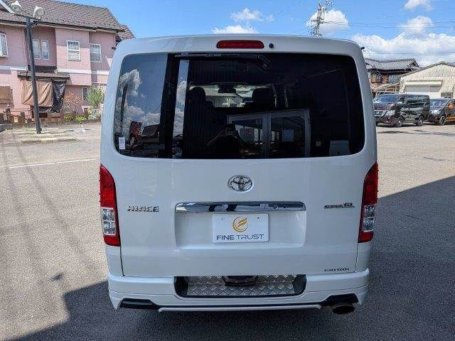 HIACE van 4WD