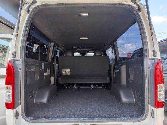 HIACE van 2WD