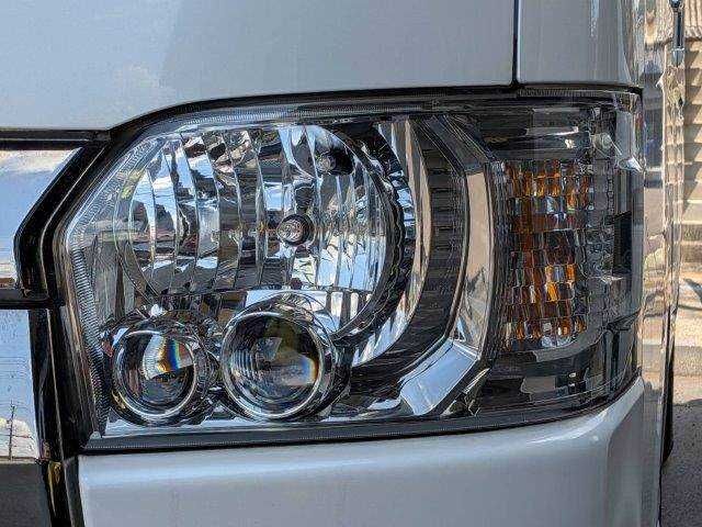 HIACE van 2WD