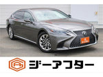 LEXUS LS500 4WD