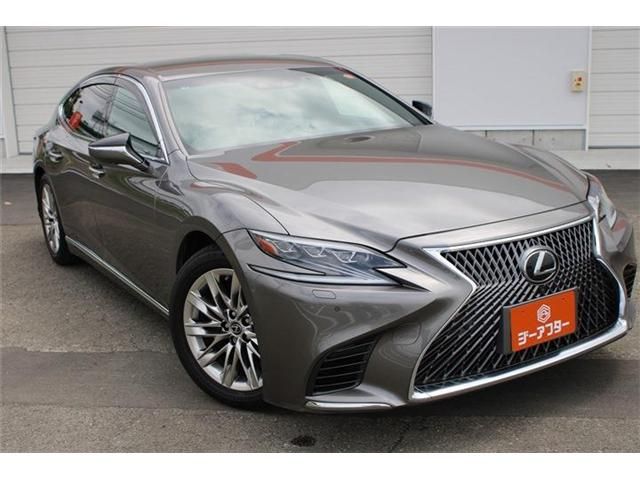 LEXUS LS500 4WD