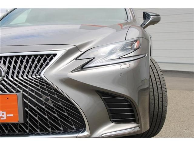 LEXUS LS500 4WD