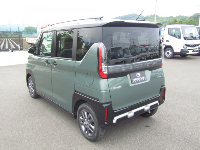 DELICA MINI