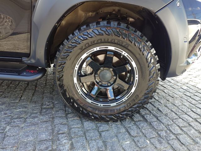 HILUX 4WD