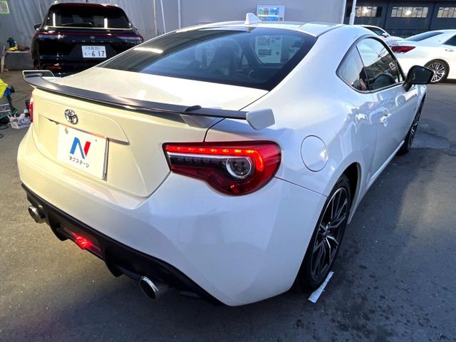 86
