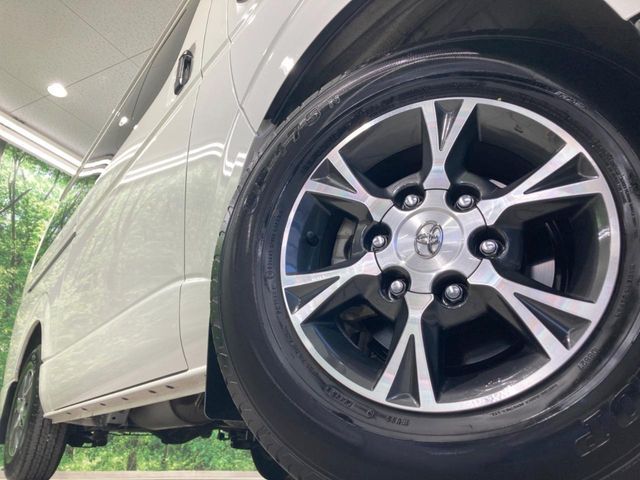 HIACE van 2WD