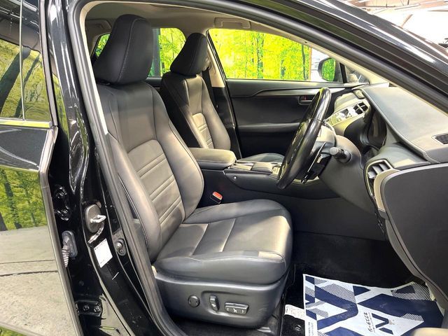 LEXUS NX300h