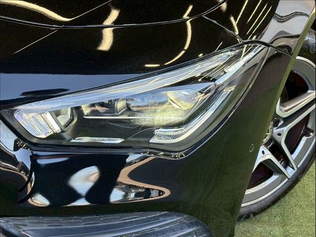 MERCEDES BENZ CLA class