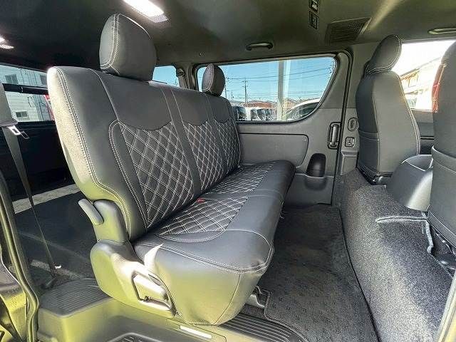 HIACE van 4WD